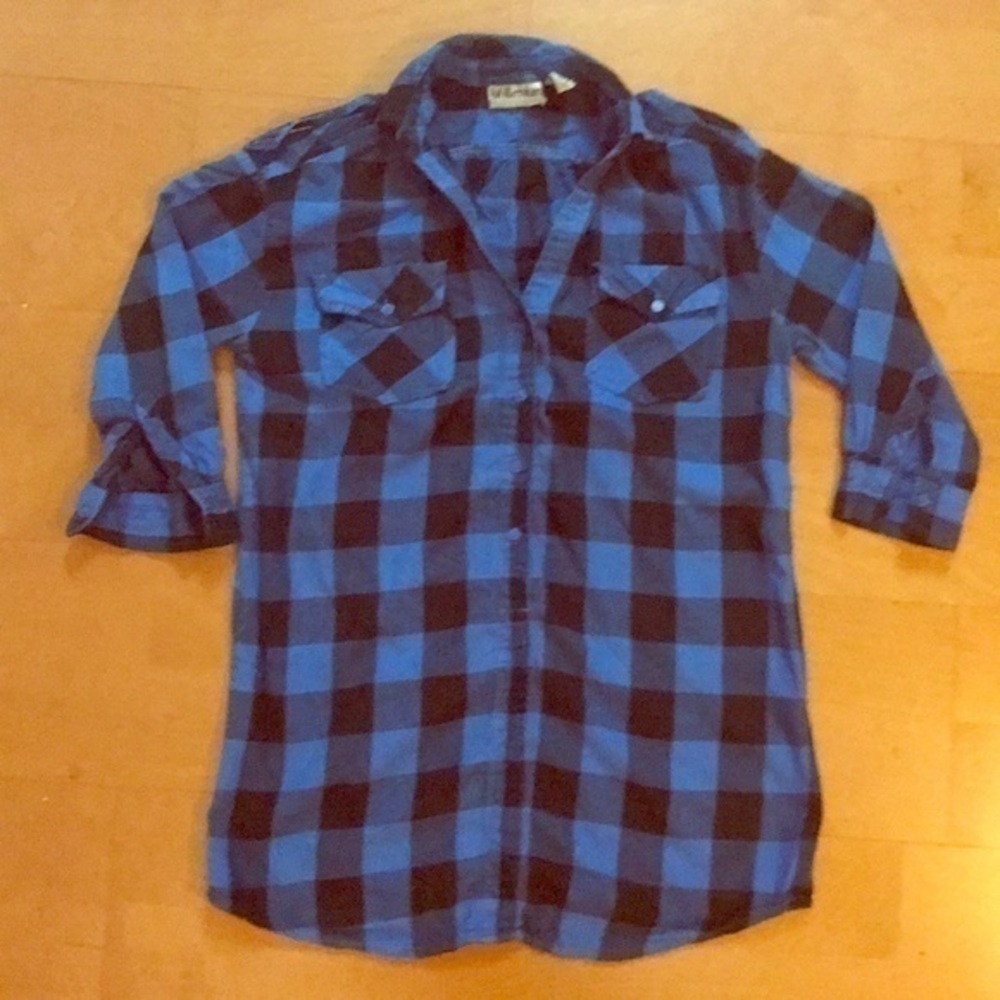 Blue and black Plaid Top Size Small